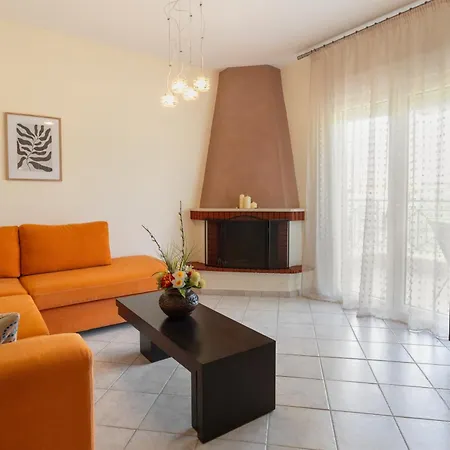 דירה Seaside Garden Retreat